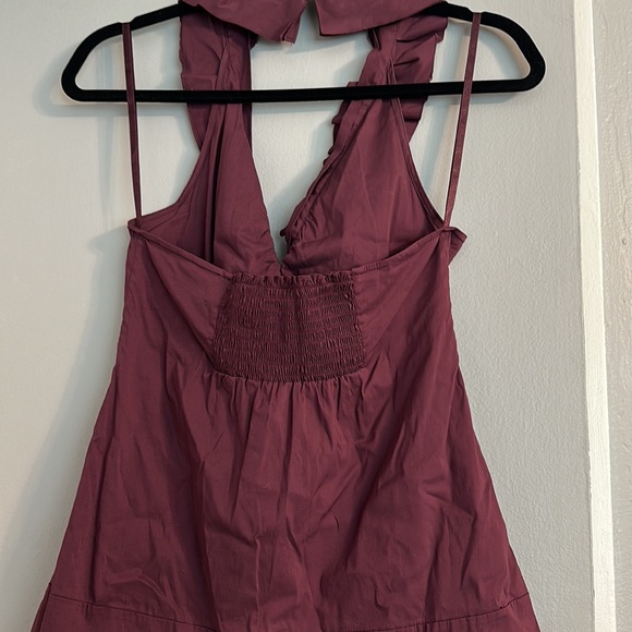 Gorgeous color purple 💜 Max Azira BCBG Halter Top with Ruffle detail - Picture 4 of 6